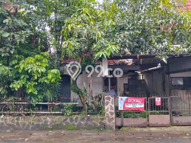 Dijual Cepat Rumah Strategis LT 240m2 LB 136m2 di Bandung Cocok untuk Hunian Dijual Cepat Rumah Strategis LT 240m2 LB 136m2 di Bandung Cocok untuk Hunian