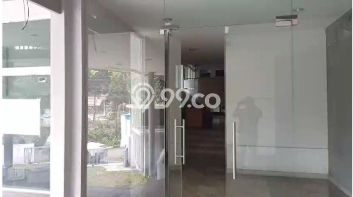 Disewakan Rumah Strategis di Setra Sari LT 780m2 / LB 1500m2 Siap Huni Disewakan Rumah Strategis di Setra Sari LT 780m2 / LB 1500m2 Siap Huni