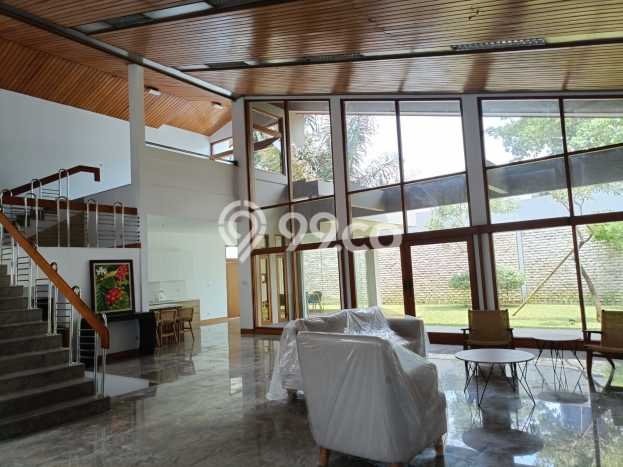 Rumah di , 3 KM, Design Modern, LT 510m2m² LB 485m2m² Rumah di , 3 KM, Design Modern, LT 510m2m² LB 485m2m²