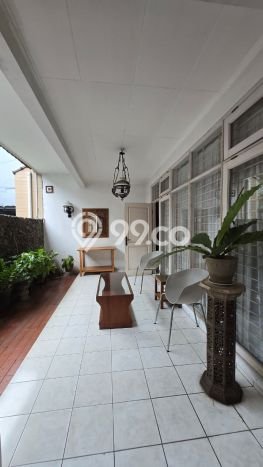 Hunian Mewah Siap Huni LT 1600m2 di Mampang Prapatan, Jakarta Selatan Hunian Mewah Siap Huni LT 1600m2 di Mampang Prapatan, Jakarta Selatan