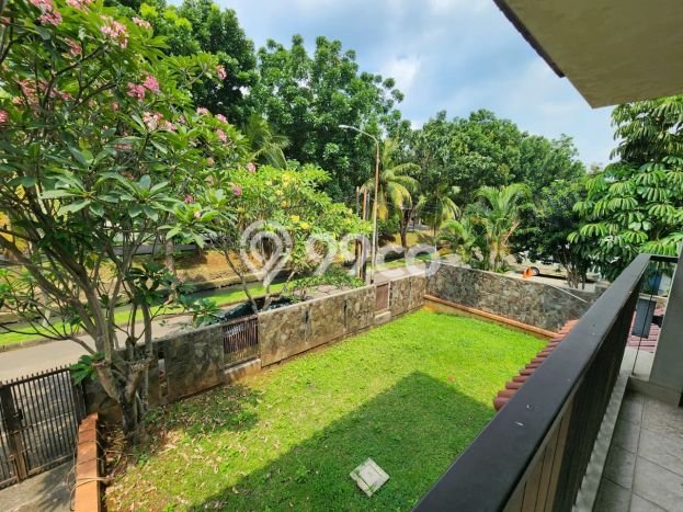 Dijual Hunian Mewah dengan Fasilitas Sekitar Lengkap di Ciputat Timur, Tangerang Selatan Dijual Hunian Mewah dengan Fasilitas Sekitar Lengkap di Ciputat Timur, Tangerang Selatan
