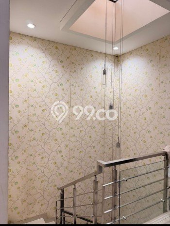 Siap Huni Rumah Mewah 5 Kamar di Cengkareng Dekat ke Mana Pun Siap Huni Rumah Mewah 5 Kamar di Cengkareng Dekat ke Mana Pun