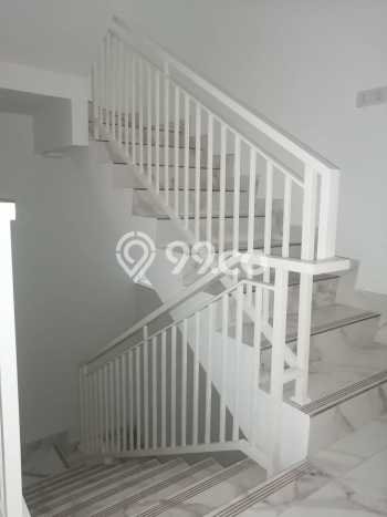 Rumah Luxury Modern Siap Huni di Tomang Jakarta Barat Rumah Luxury Modern Siap Huni di Tomang Jakarta Barat