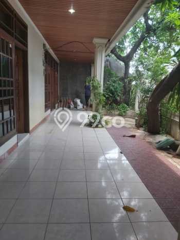 Dijual Rumah Mewah Elegan Dengan View Cantik di Tomang, Jakarta Barat Dijual Rumah Mewah Elegan Dengan View Cantik di Tomang, Jakarta Barat