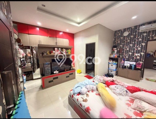 Siap Huni Rumah Mewah 5 Kamar di Cengkareng Dekat ke Mana Pun Siap Huni Rumah Mewah 5 Kamar di Cengkareng Dekat ke Mana Pun