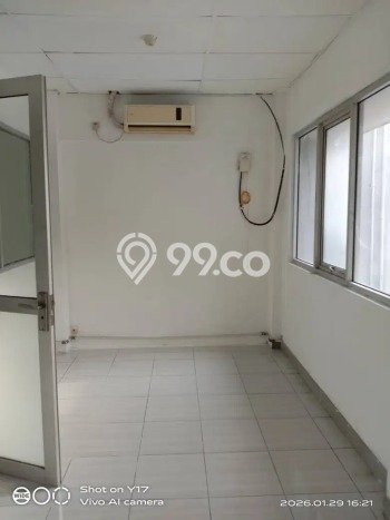 Area Strategis! Disewakan Ruko Lokasi Kebon Jeruk, Jakarta Barat Cocok untuk Bisnis Area Strategis! Disewakan Ruko Lokasi Kebon Jeruk, Jakarta Barat Cocok untuk Bisnis