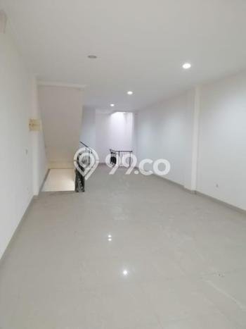 Area Ramai! Ruko Dijual di Cipondoh untuk Bisnis Luas Bangunan 169m2 Area Ramai! Ruko Dijual di Cipondoh untuk Bisnis Luas Bangunan 169m2