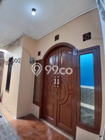 Disewakan! Rumah 2 Kamar Tidur &
1 Kamar Mandi di Semanan, Jakarta Barat Disewakan! Rumah 2 Kamar Tidur &
1 Kamar Mandi di Semanan, Jakarta Barat