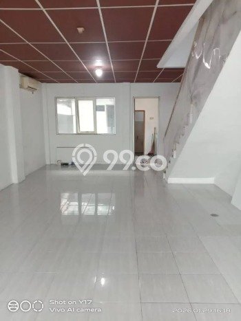 Area Strategis! Disewakan Ruko Lokasi Kebon Jeruk, Jakarta Barat Cocok untuk Bisnis Area Strategis! Disewakan Ruko Lokasi Kebon Jeruk, Jakarta Barat Cocok untuk Bisnis