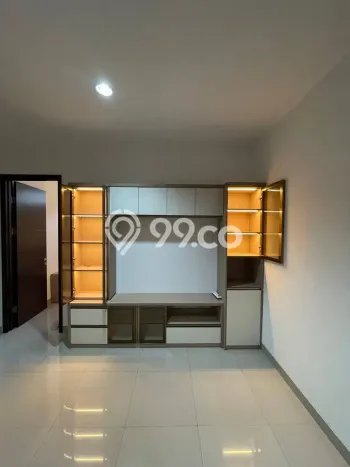Jarang Ada! Rumah Sewa 2 Kamar Bagus Siap Huni Semanan Jarang Ada! Rumah Sewa 2 Kamar Bagus Siap Huni Semanan