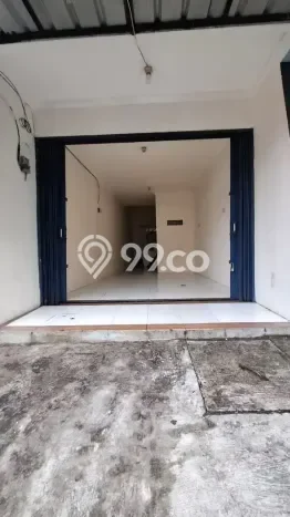 Area Strategis! Disewakan Ruko Lokasi Karang Tengah, Tangerang Cocok untuk Bisnis Area Strategis! Disewakan Ruko Lokasi Karang Tengah, Tangerang Cocok untuk Bisnis