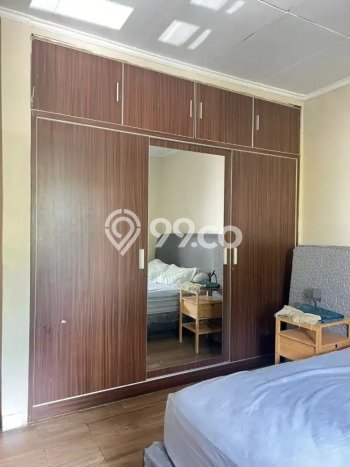 Siap Huni Rumah Mewah 8 Kamar di Kebon Jeruk Dekat ke Mana Saja Siap Huni Rumah Mewah 8 Kamar di Kebon Jeruk Dekat ke Mana Saja