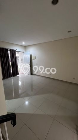 Rumah sewa siap pakai 4 KT di Green Lake City, Jakarta Barat Rumah sewa siap pakai 4 KT di Green Lake City, Jakarta Barat