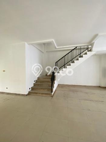 Ruko Premium di , Luas 405m2m², Area Bisnis, Tingkat Keramaian Tinggi Ruko Premium di , Luas 405m2m², Area Bisnis, Tingkat Keramaian Tinggi