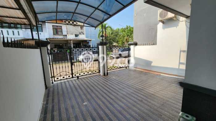 Rumah Minimalis 3 Kamar LT 90m2 di Daan Mogot Rumah Minimalis 3 Kamar LT 90m2 di Daan Mogot