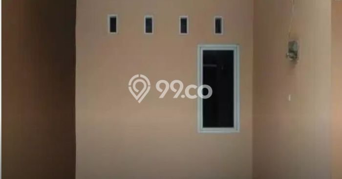 Dijual Hunian Rumah Terawat 3 KT di Klender, Jakarta Timur Dijual Hunian Rumah Terawat 3 KT di Klender, Jakarta Timur
