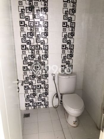 Jual Rumah Bagus Siap Huni LB 90m2 di Cakung, Jakarta Timur Jual Rumah Bagus Siap Huni LB 90m2 di Cakung, Jakarta Timur