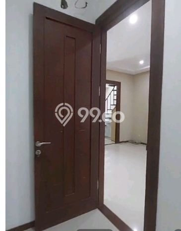 Dijual Hunian Rumah Terawat 3 KT di Pondok Bambu, Jakarta Timur Dijual Hunian Rumah Terawat 3 KT di Pondok Bambu, Jakarta Timur