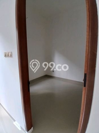 Rumah Modern 4 KT di Pondok Kelapa Jakarta Timur Unfurnished Rumah Modern 4 KT di Pondok Kelapa Jakarta Timur Unfurnished
