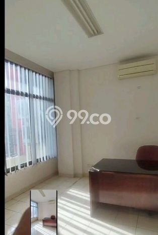 Ruko Bagus Dijual LB 240m2 Lokasi Strategis Jakarta Timur Area Cocok untuk Berbisnis Ruko Bagus Dijual LB 240m2 Lokasi Strategis Jakarta Timur Area Cocok untuk Berbisnis