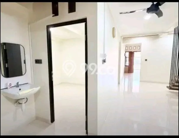 Rumah Cantik Siap Huni Di Duren Sawit Luas 165m2 Lokasi Strategis Rumah Cantik Siap Huni Di Duren Sawit Luas 165m2 Lokasi Strategis