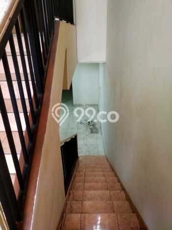Disewakan! Rumah 5 Kamar Tidur &
4 Kamar Mandi di Daan Mogot, Tangerang Disewakan! Rumah 5 Kamar Tidur &
4 Kamar Mandi di Daan Mogot, Tangerang