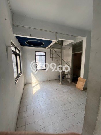 Ruko Dijual di Prime Area Jakarta Barat Luas 150m2 Ruko Dijual di Prime Area Jakarta Barat Luas 150m2