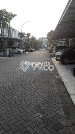 Rumah di Cipondoh, 4 KM, Lingkungan Berkembang Rumah di Cipondoh, 4 KM, Lingkungan Berkembang