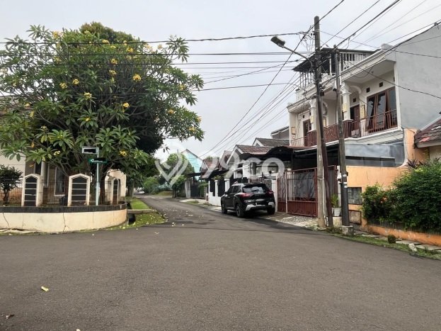 Rumah Elit LB 130m2 Siap Pakai Desain Elegan di BSD Nusaloka, Tangerang Rumah Elit LB 130m2 Siap Pakai Desain Elegan di BSD Nusaloka, Tangerang