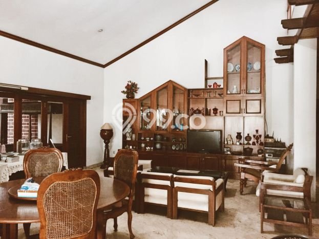 Dijual Rumah Mewah Elegan Dengan View Eksklusif di Veteran, Jakarta Selatan Dijual Rumah Mewah Elegan Dengan View Eksklusif di Veteran, Jakarta Selatan