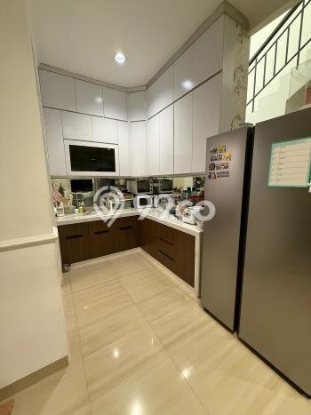 Ready to Use! Luxury House LT 160m2 Desain Modern di Duta Garden Ready to Use! Luxury House LT 160m2 Desain Modern di Duta Garden