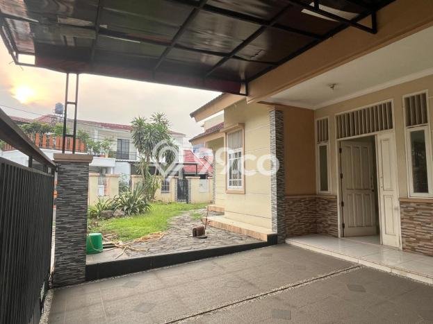 DREAM HOME! Rumah di BSD Nusaloka, 3 KT, Bebas Banjir, LT 276m2m² Bangunan 130m2m² DREAM HOME! Rumah di BSD Nusaloka, 3 KT, Bebas Banjir, LT 276m2m² Bangunan 130m2m²