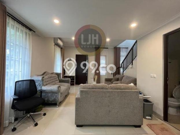 Rumah Elit Modern Tanpa Renovasi di BSD City Tangerang Rumah Elit Modern Tanpa Renovasi di BSD City Tangerang