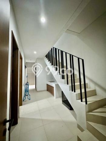 Rumah Elit Modern Siap Huni di BSD City Tangerang Rumah Elit Modern Siap Huni di BSD City Tangerang