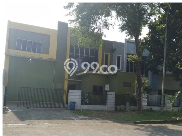 LOKASI TERBAIK! Gudang di Setu, Luas 600m², Pusat Komersial LOKASI TERBAIK! Gudang di Setu, Luas 600m², Pusat Komersial
