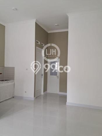 Rumah Luas Asri 3 KT Siap Huni di BSD City Tangerang Rumah Luas Asri 3 KT Siap Huni di BSD City Tangerang