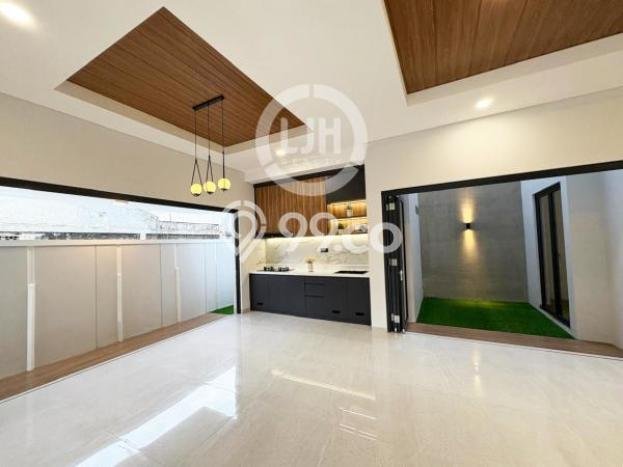 Rumah Mewah LB 190m2 Siap Pakai Desain Elegan di BSD City, Tangerang Rumah Mewah LB 190m2 Siap Pakai Desain Elegan di BSD City, Tangerang
