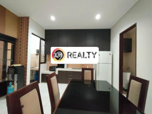 For Sale! Premium House LT 180m2 Desain Elegan di BSD City For Sale! Premium House LT 180m2 Desain Elegan di BSD City