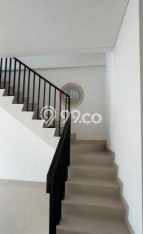 LOKASI STRATEGIS! Ruko di BSD City, Luas 127m², Sentra Perdagangan LOKASI STRATEGIS! Ruko di BSD City, Luas 127m², Sentra Perdagangan