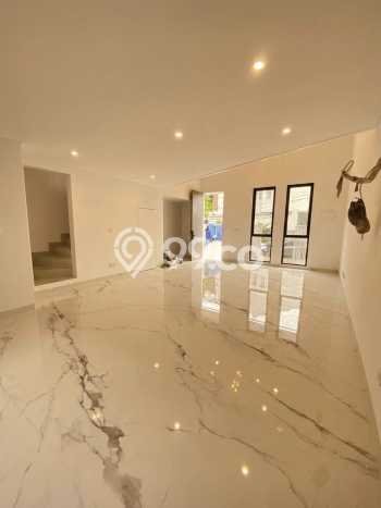 Rumah Elit Modern Tanpa Renovasi di Citra Garden Jakarta Barat Rumah Elit Modern Tanpa Renovasi di Citra Garden Jakarta Barat