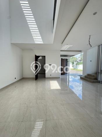 Siap Huni Hunian Elit 4 Kamar di BSD Dekat ke Mana Saja Siap Huni Hunian Elit 4 Kamar di BSD Dekat ke Mana Saja
