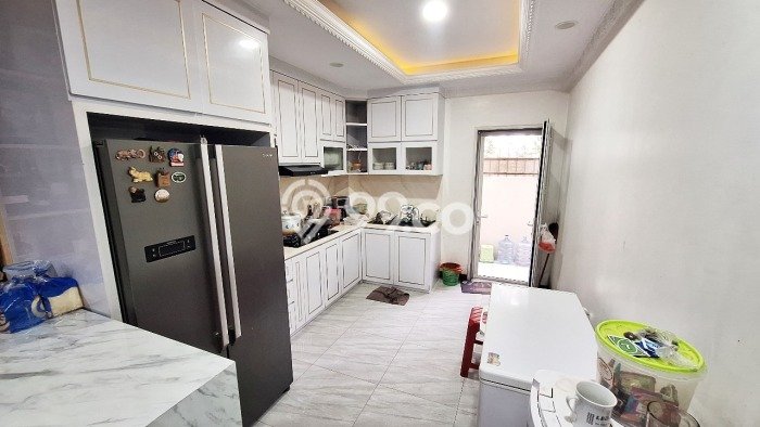 Rumah Elit LB 200m2 Siap Huni Desain Elegan di Taman Palem, Jakarta Barat Rumah Elit LB 200m2 Siap Huni Desain Elegan di Taman Palem, Jakarta Barat