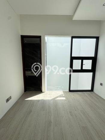 Siap Huni Hunian Elit 4 Kamar di BSD Dekat ke Mana Saja Siap Huni Hunian Elit 4 Kamar di BSD Dekat ke Mana Saja