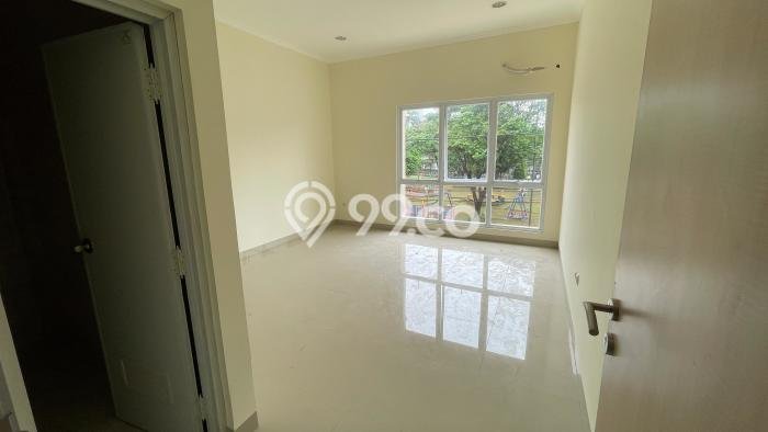Ready to Use! Luxury House LT 105m2 Desain Modern di Gading Serpong Ready to Use! Luxury House LT 105m2 Desain Modern di Gading Serpong