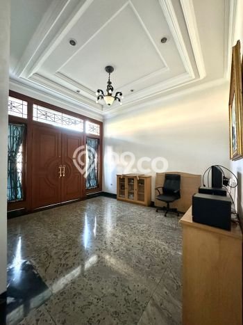 Rumah Luxury Modern Siap Huni di Intercon Jakarta Barat Rumah Luxury Modern Siap Huni di Intercon Jakarta Barat