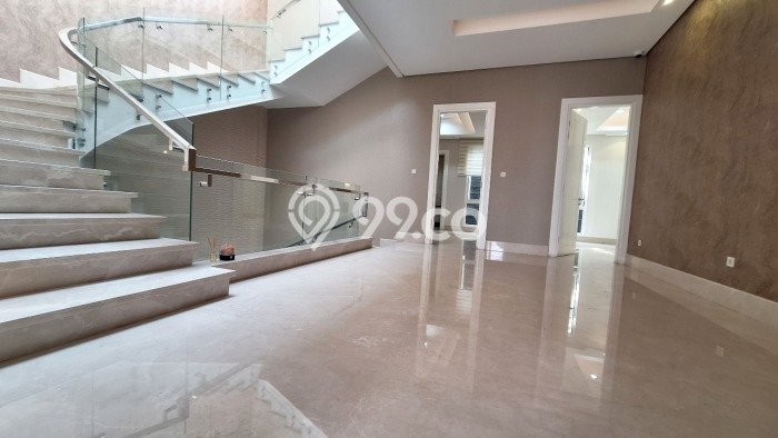 Rumah Elit Modern Tanpa Renovasi di Pantai Indah Kapuk Jakarta Utara Rumah Elit Modern Tanpa Renovasi di Pantai Indah Kapuk Jakarta Utara