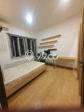 Jual Rumah Luas Elegan Dengan View Cantik di Tomang, Jakarta Barat Jual Rumah Luas Elegan Dengan View Cantik di Tomang, Jakarta Barat
