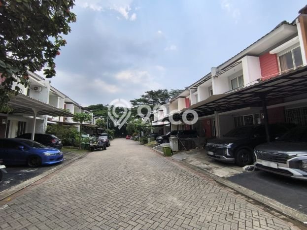 Rumah Modern 3 KT di BSD Residence One Tangerang Semi Furnished Rumah Modern 3 KT di BSD Residence One Tangerang Semi Furnished