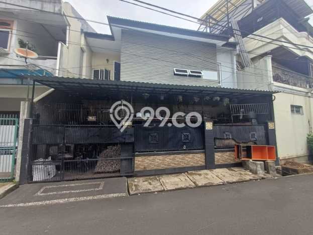 Jual Rumah Luas Elegan Dengan View Cantik di Tomang, Jakarta Barat Jual Rumah Luas Elegan Dengan View Cantik di Tomang, Jakarta Barat
