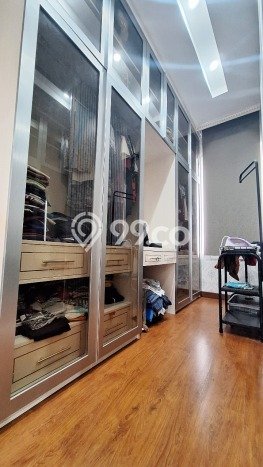 Rumah Elit LB 200m2 Siap Huni Desain Elegan di Taman Palem, Jakarta Barat Rumah Elit LB 200m2 Siap Huni Desain Elegan di Taman Palem, Jakarta Barat